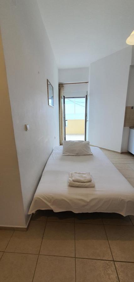 Eirini Apts On The Beach Psari Forada Exteriér fotografie